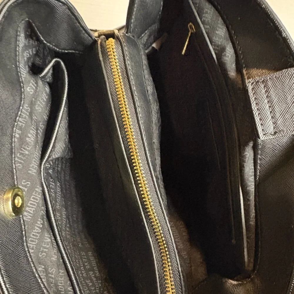 Steve Madden Black Shoulder Bag with Removable Strap - Picture 7 of 8